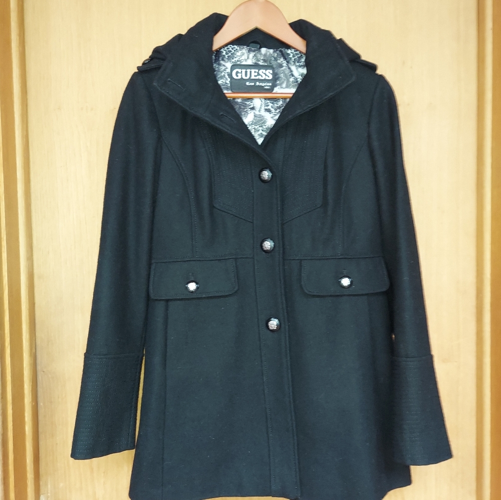 Guess Coat w/ removable hood | Size M